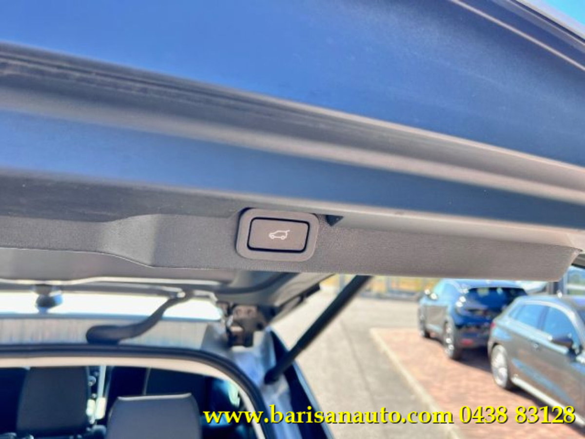 Land Rover Discovery 2.0 SD4 240 CV HSE (12)