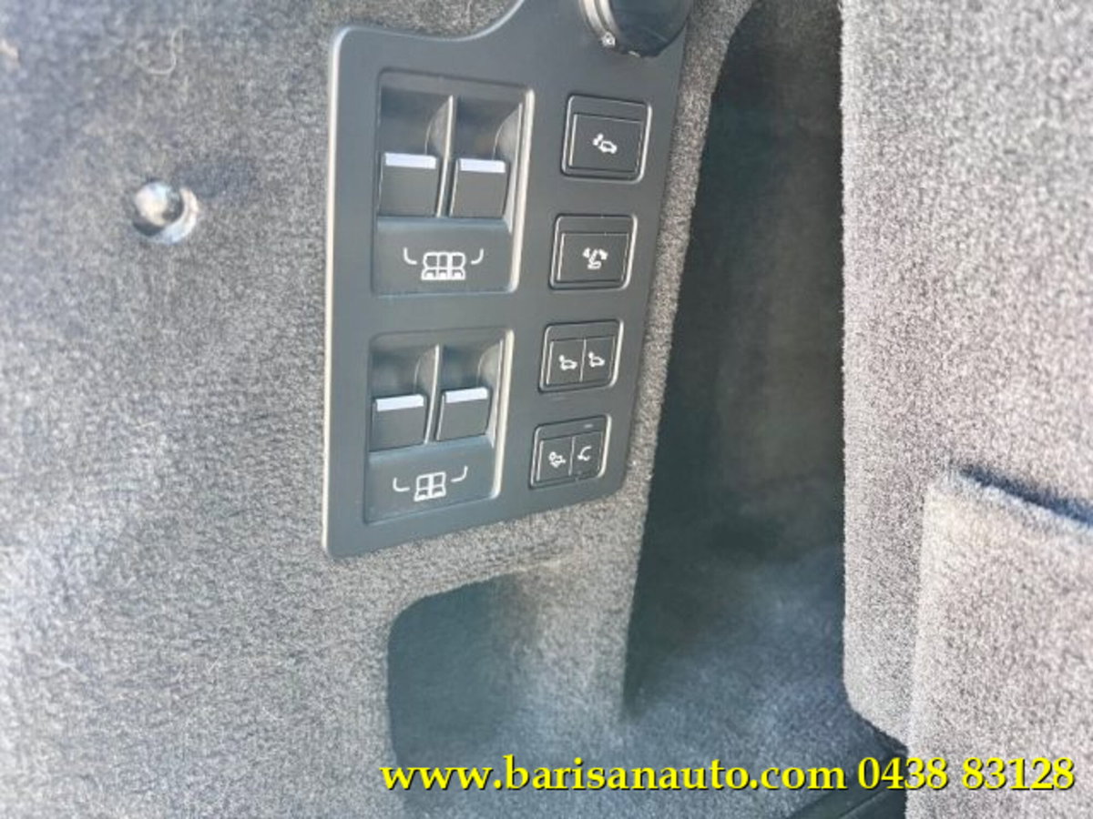 Land Rover Discovery 2.0 SD4 240 CV HSE (9)