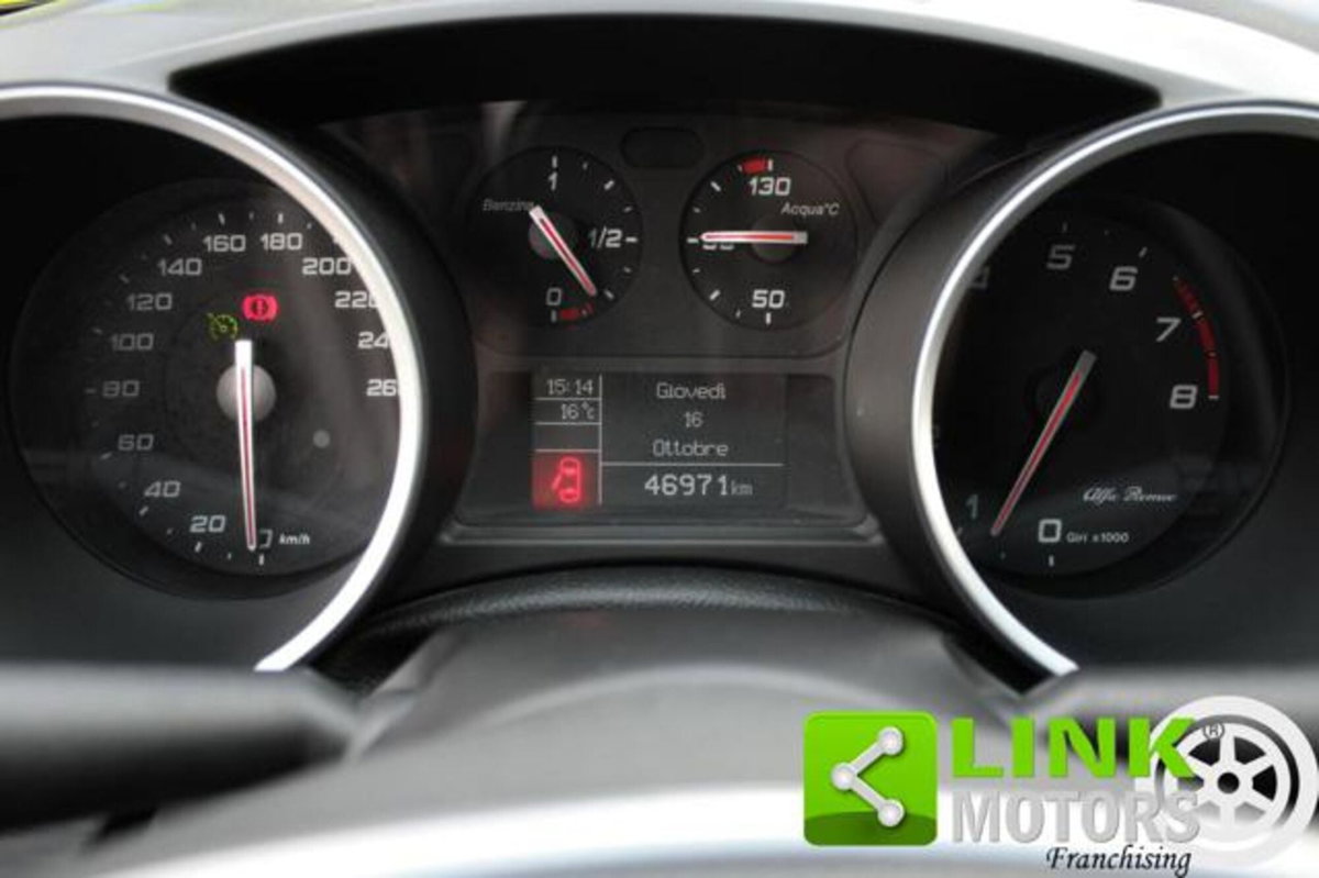 Alfa Romeo Giulietta 1.4 Turbo Distinctive 120cv (11)