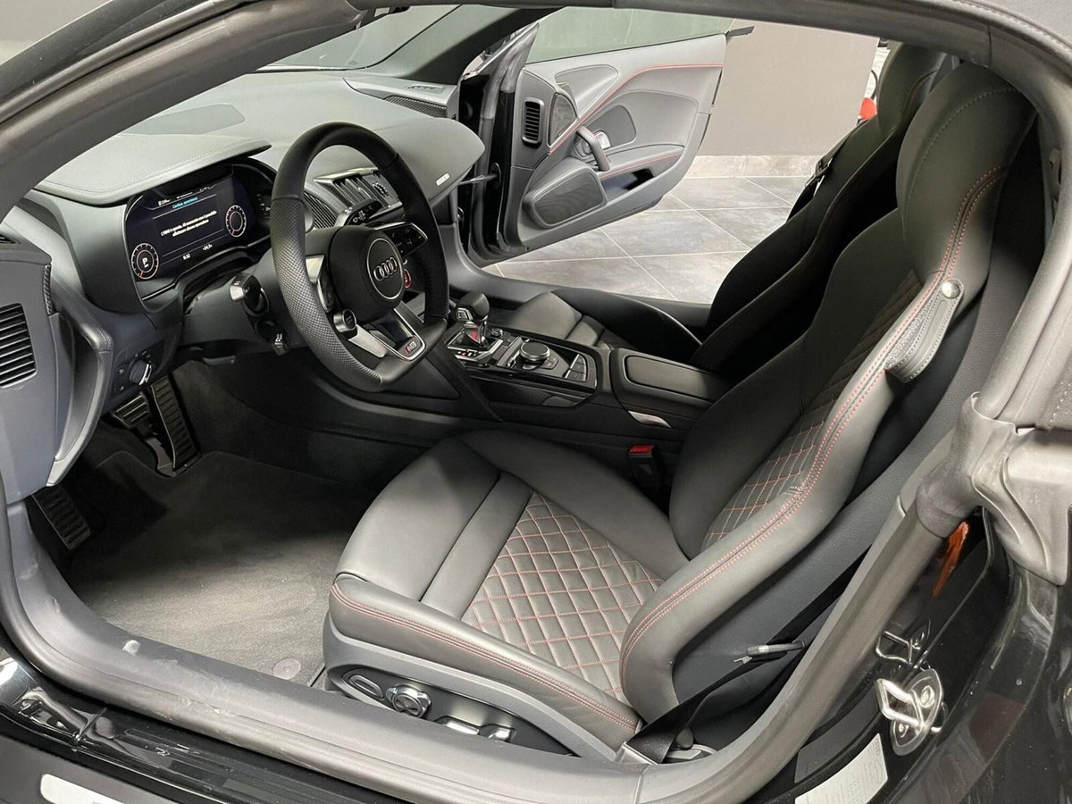 Audi R8 Cabrio Spyder V10 RWD S tronic (11)