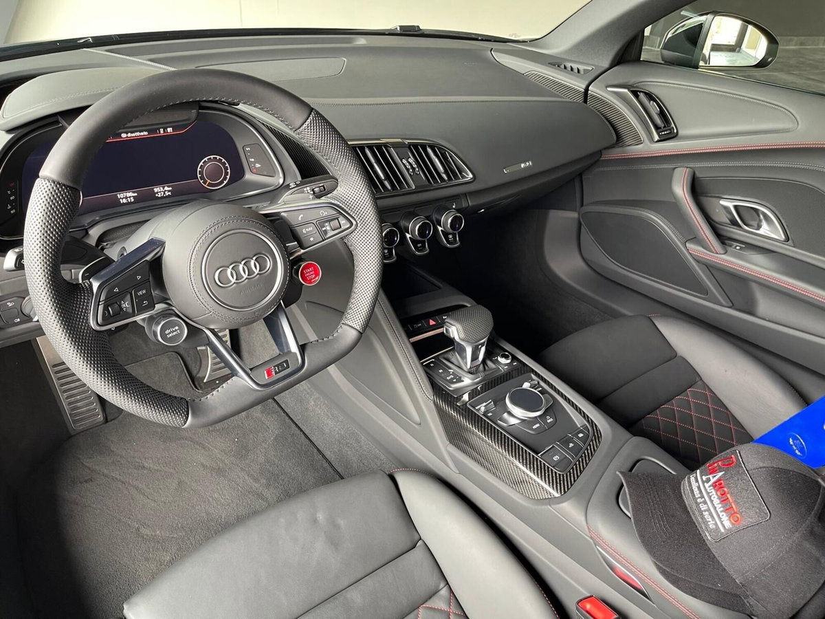 Audi R8 Cabrio Spyder V10 RWD S tronic (12)