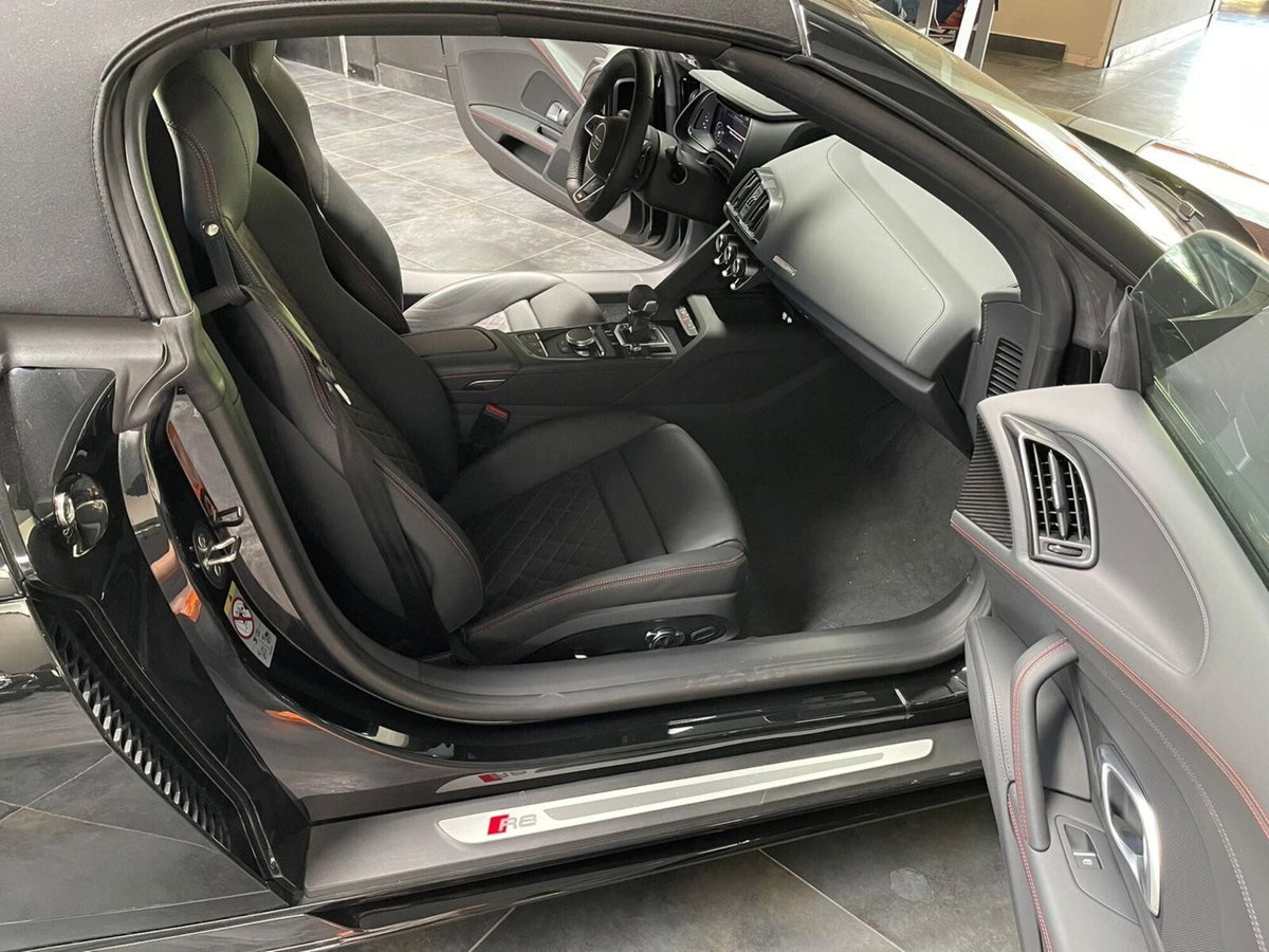 Audi R8 Cabrio Spyder V10 RWD S tronic (15)