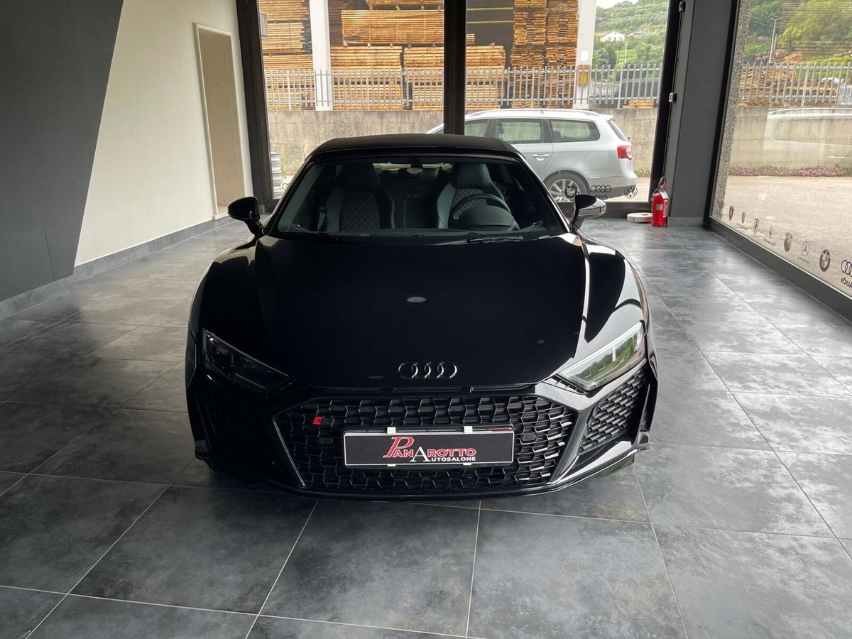 Audi R8 Cabrio Spyder V10 RWD S tronic (3)