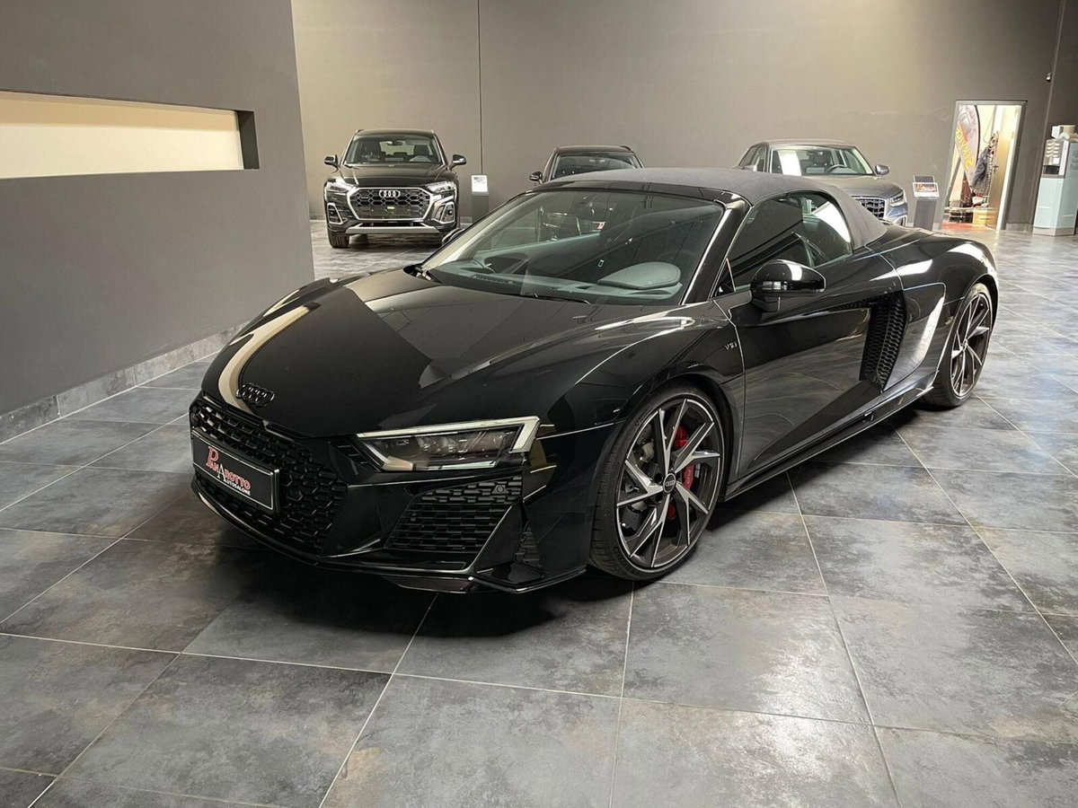Audi R8 Cabrio Spyder V10 RWD S tronic (9)