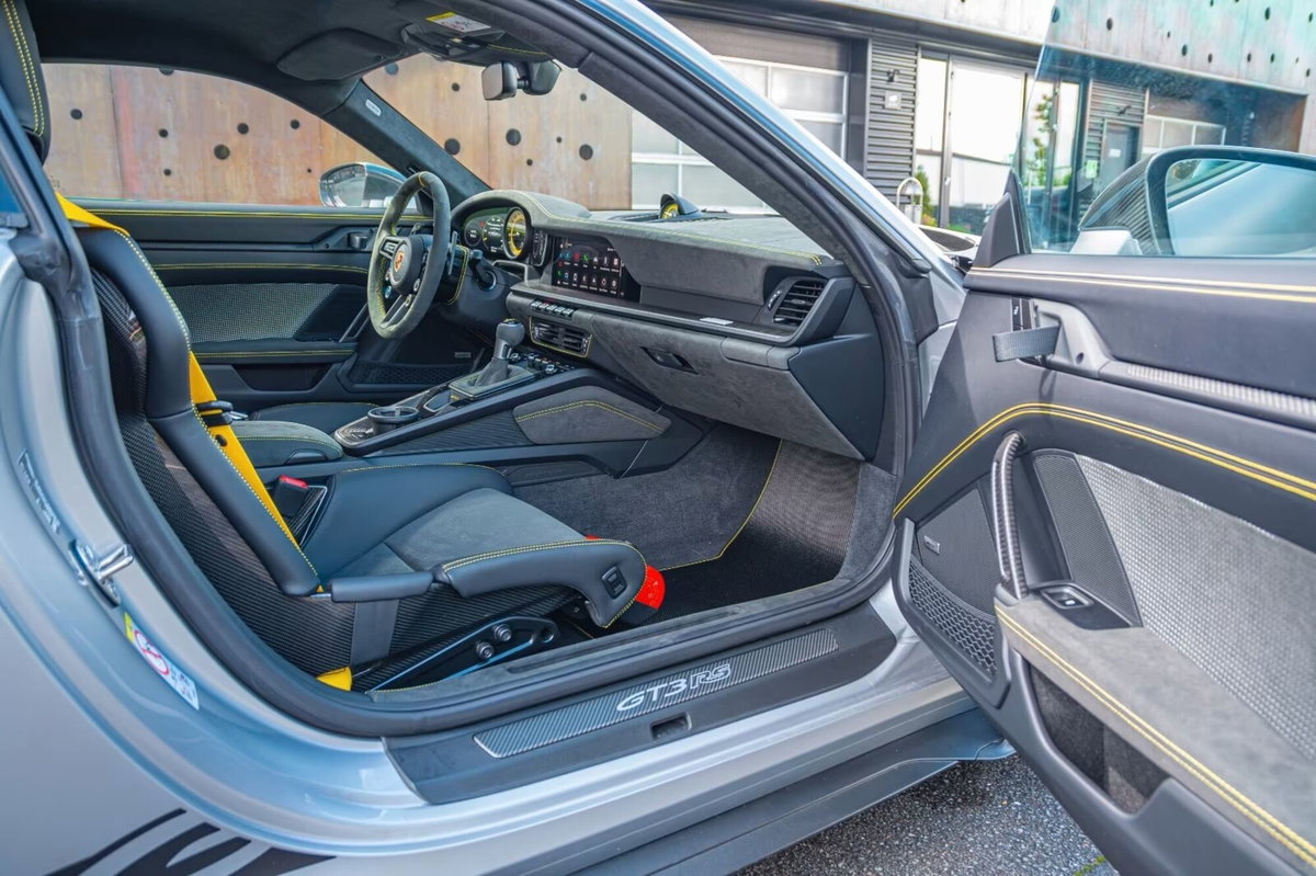 Porsche 911 Coupé 4.0 GT3 RS auto (10)