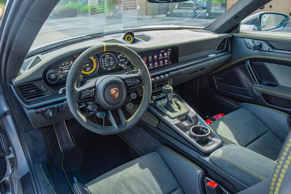 Porsche 911 Coupé 4.0 GT3 RS auto (8)