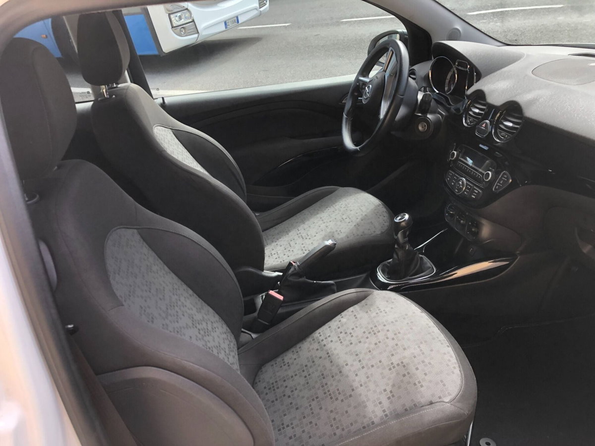 Opel Adam 1.4 87 CV GPL Tech Glam (10)