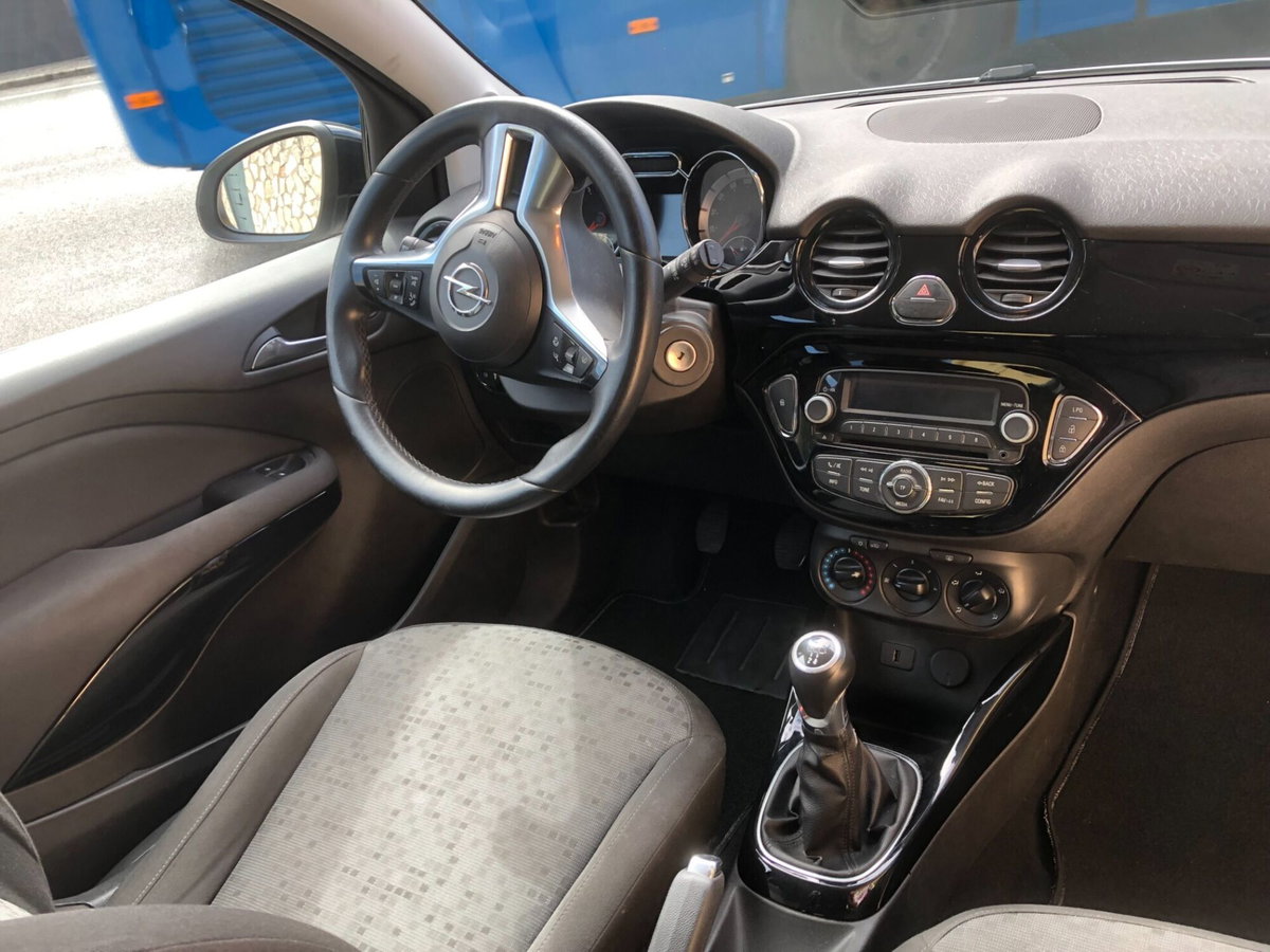 Opel Adam 1.4 87 CV GPL Tech Glam (11)