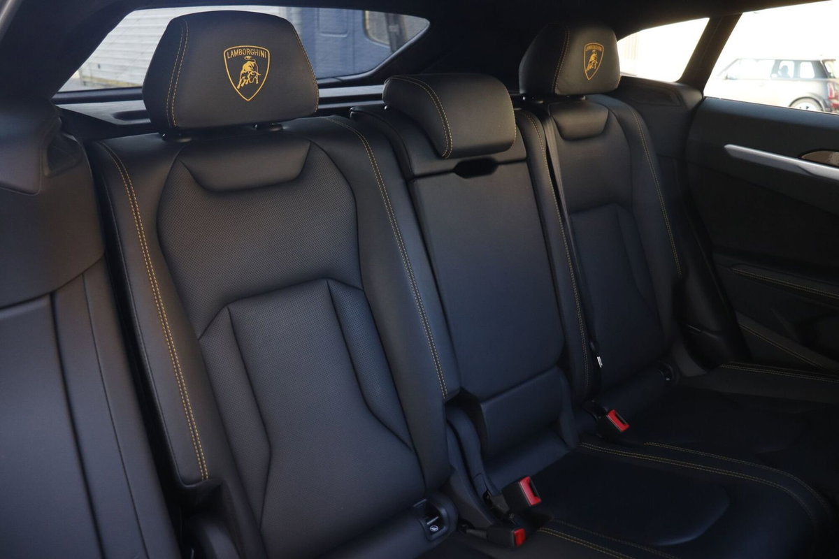 Lamborghini Urus 4.0 (12)