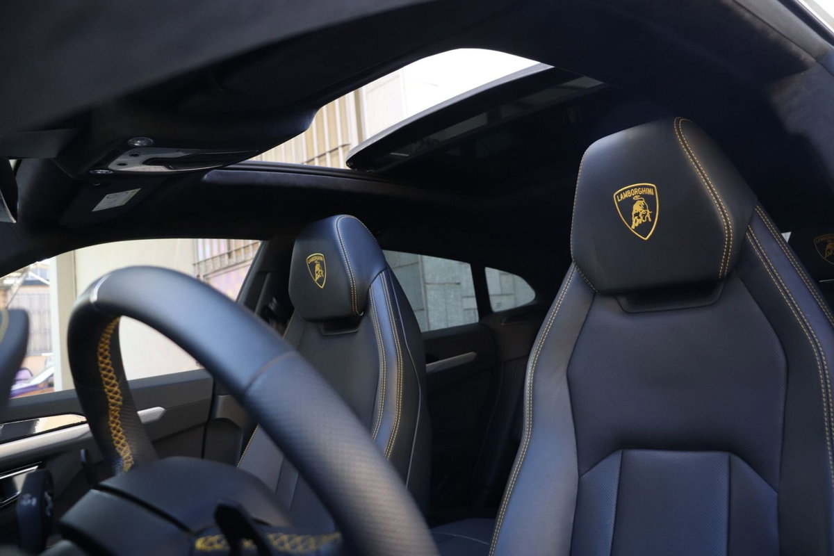 Lamborghini Urus 4.0 (14)