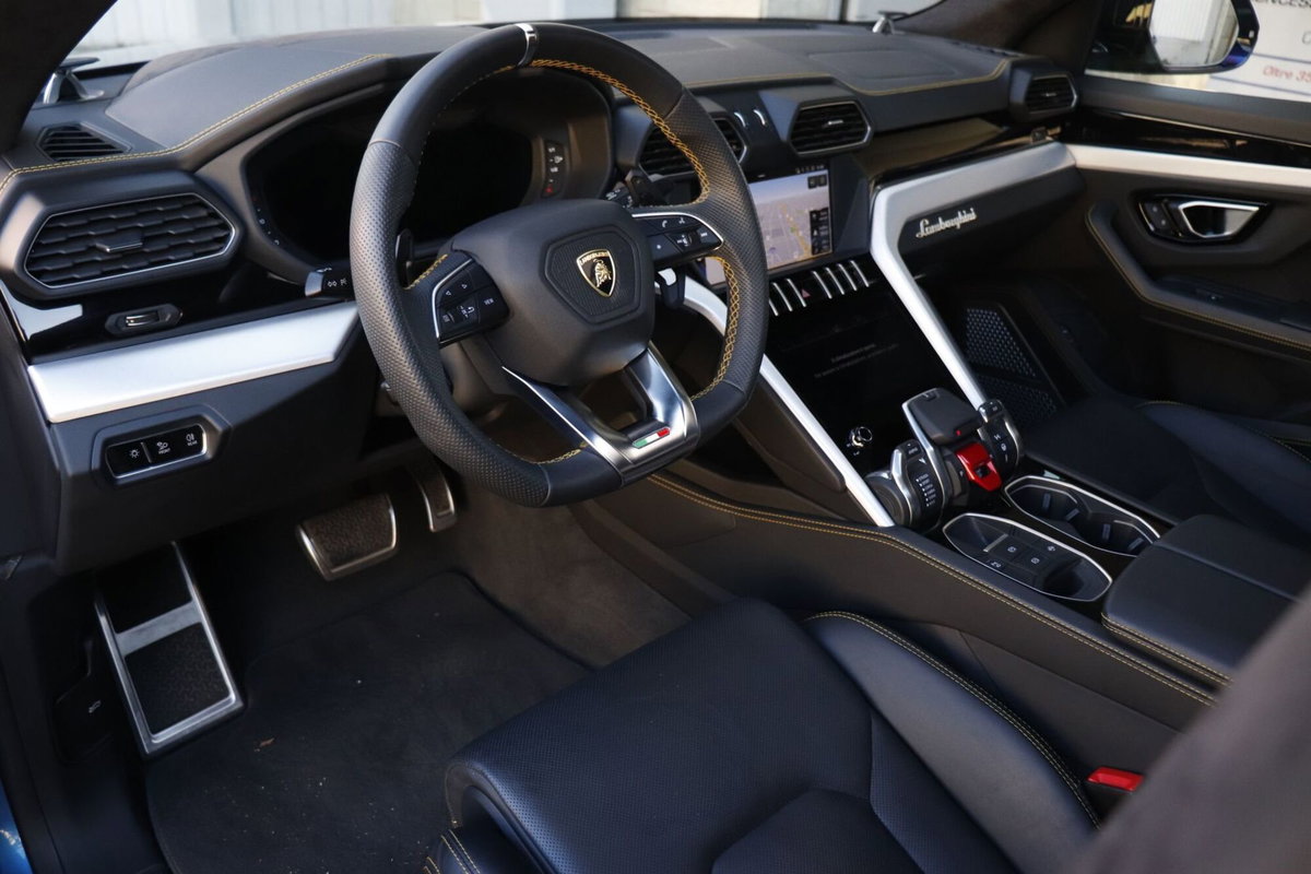 Lamborghini Urus 4.0 (17)