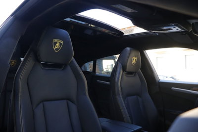 Lamborghini Urus 4.0 (6)