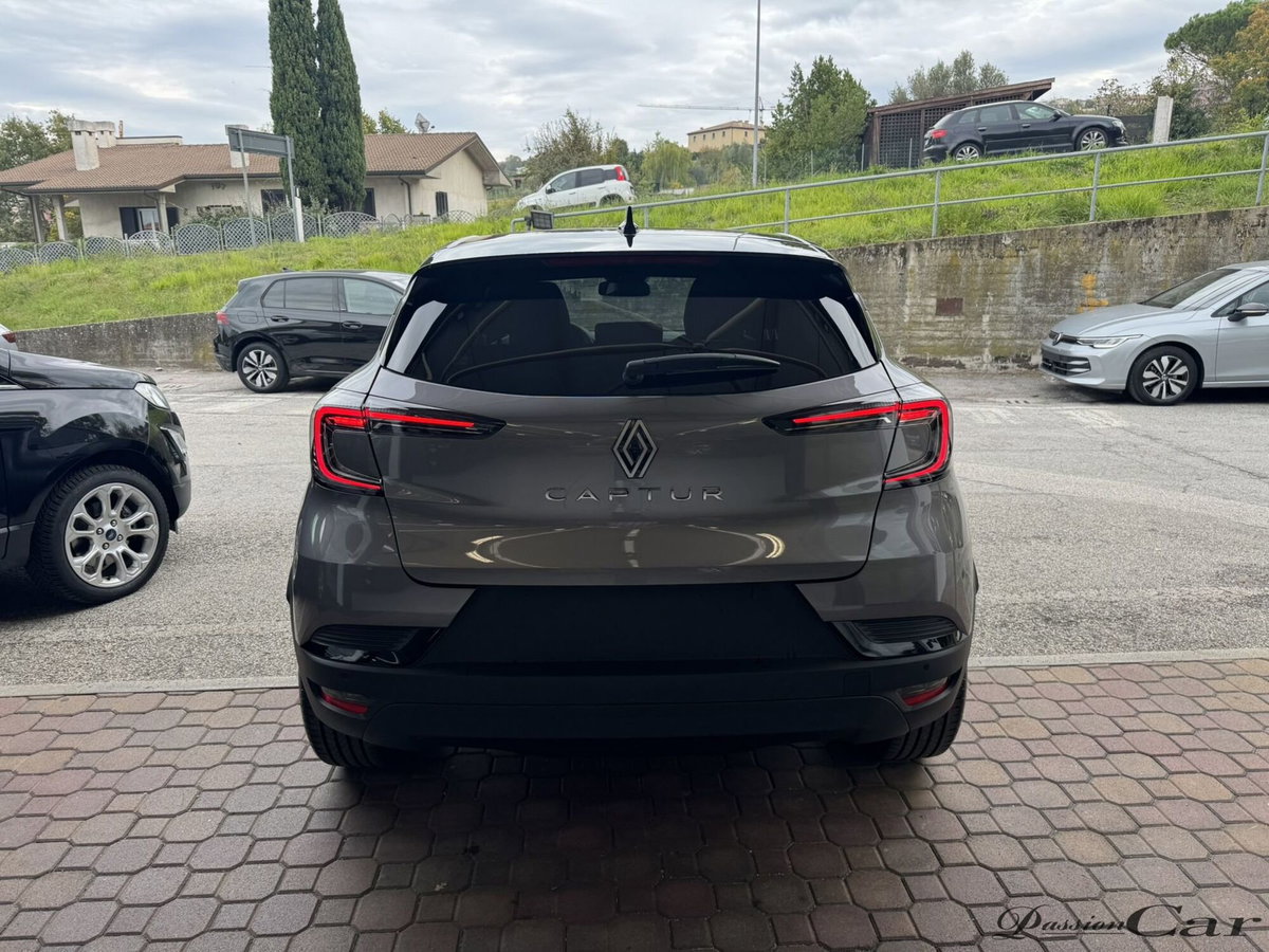 Renault Captur 1.0 eco-g Techno 100cv (5)