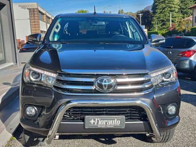 Toyota Hilux 2.D-4D 4WD porte Double Cab Lounge usato