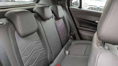 Jeep Avenger 1.2 turbo Altitude fwd 100cv (17)