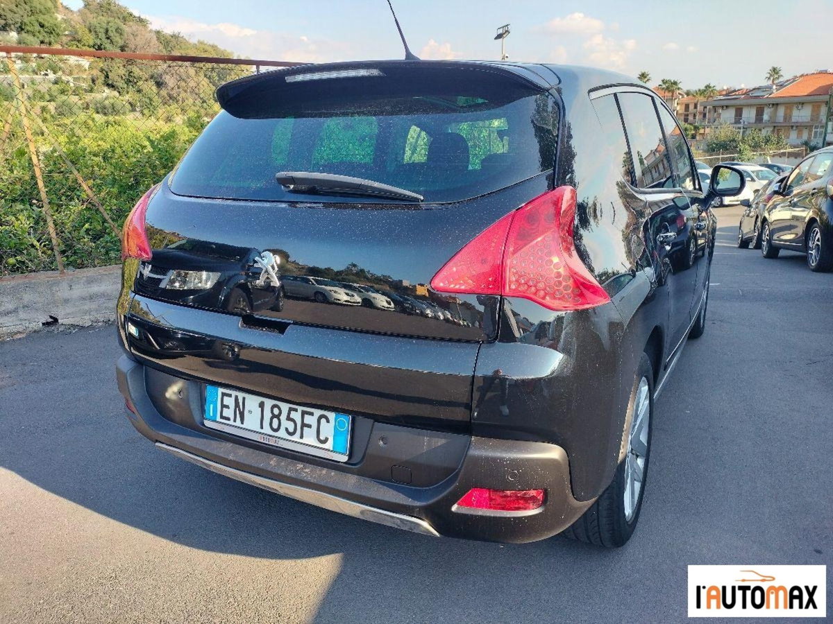 Peugeot 3008 HYbrid4 (6)