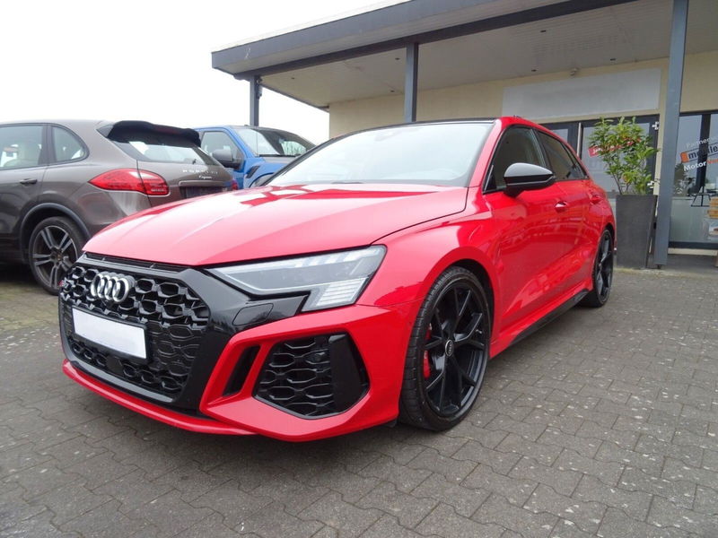 Audi A3 Sportback 40 TFSI quattro S tronic S line edition