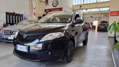 Lancia Ypsilon 1.2 69 CV 5 porte GPL Ecochic Elefantino Blu usata