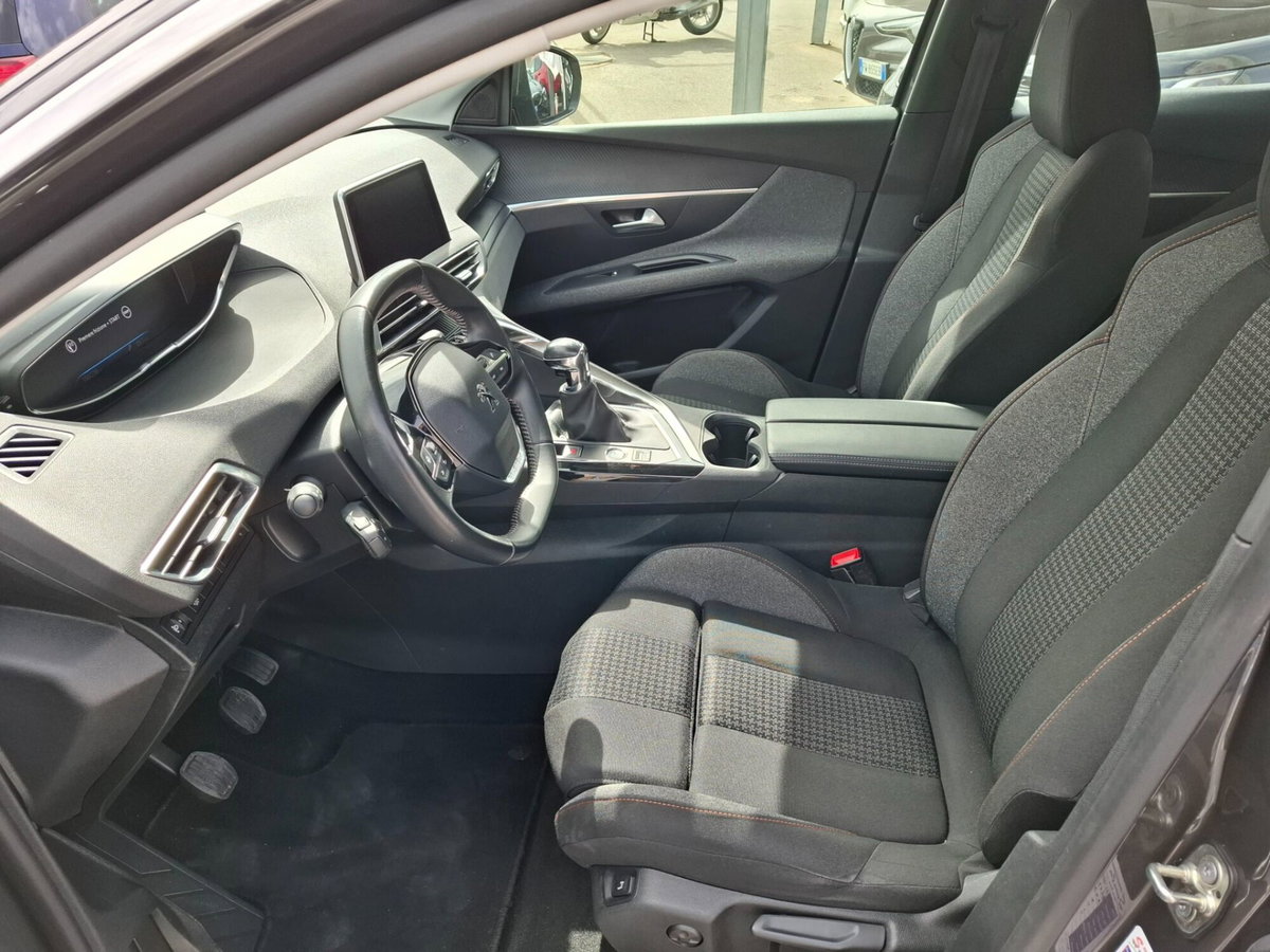 Peugeot 3008 BlueHDi 130 S&S Active Business (8)