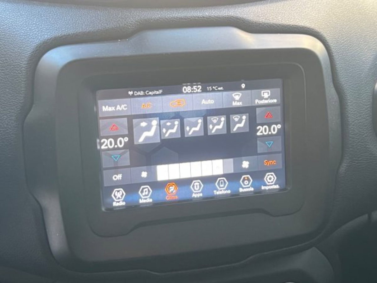 Jeep Renegade 1.0 T3 Limited (14)