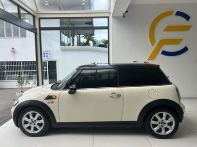 MINI Mini 1.6 16V Cooper D (6)