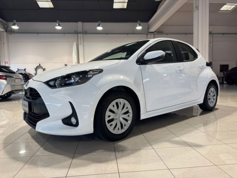 Toyota Yaris 1.0 5 porte Active