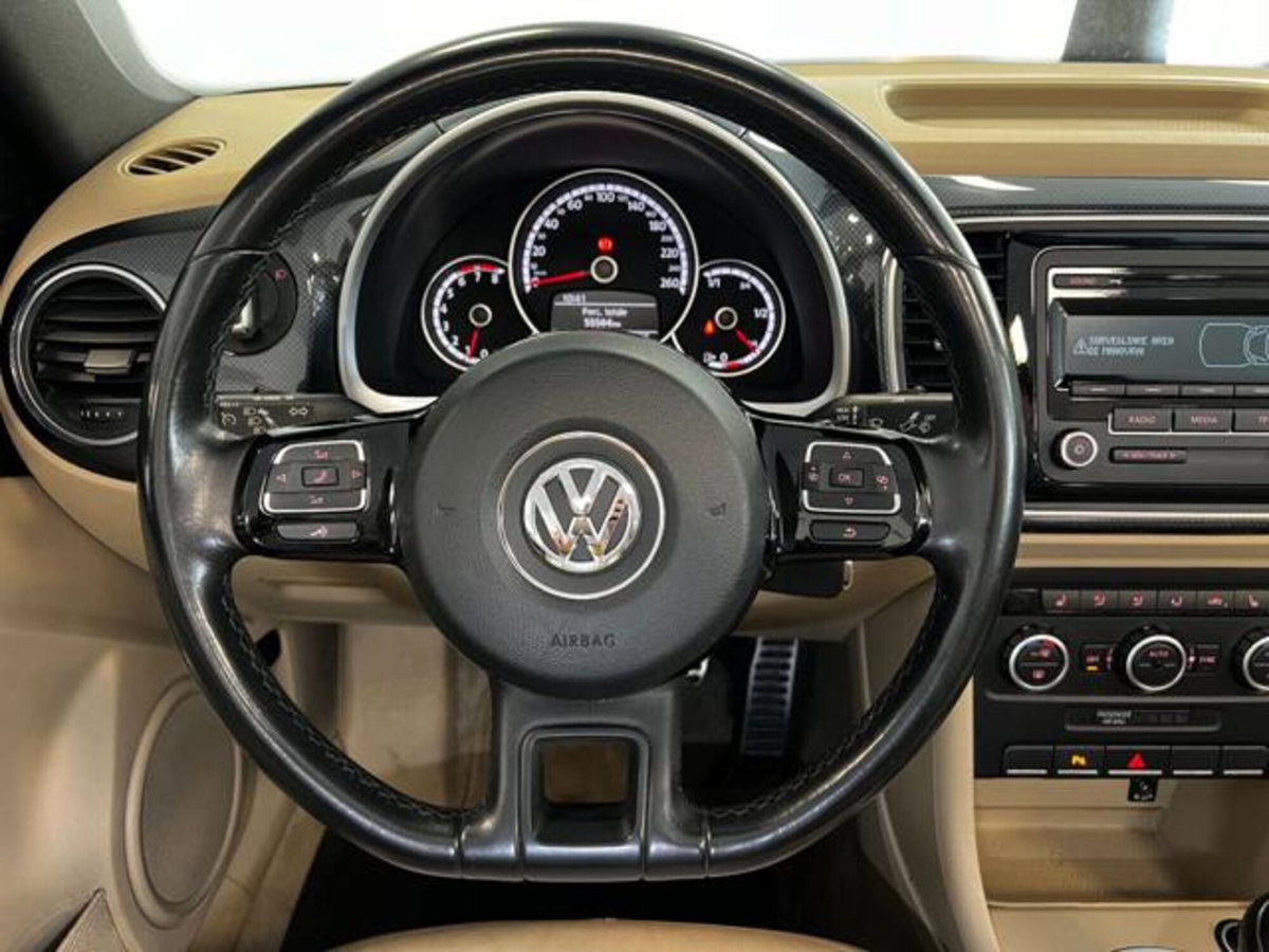 Volkswagen Maggiolino Cabrio 1.4 TSI Sport (16)