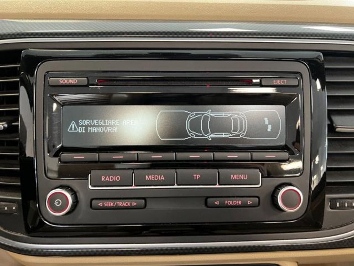 Volkswagen Maggiolino Cabrio 1.4 TSI Sport (18)