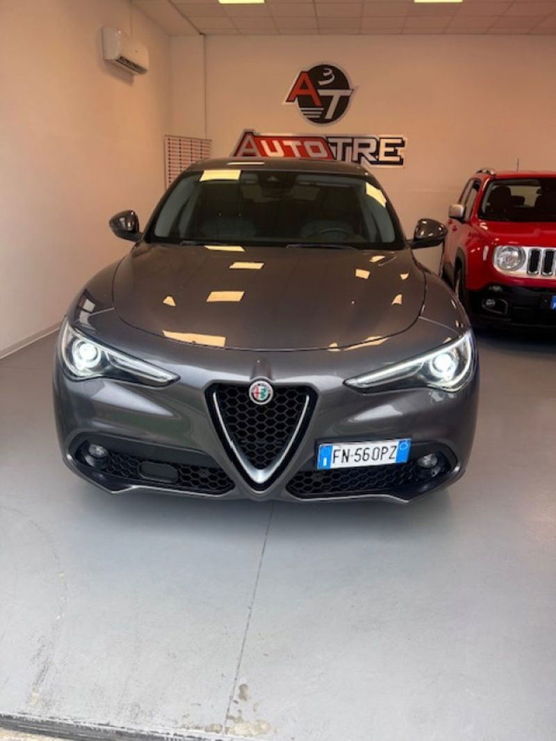 Alfa Romeo Stelvio Stelvio 2.2 Turbodiesel 180 CV AT8 Q4 Executive