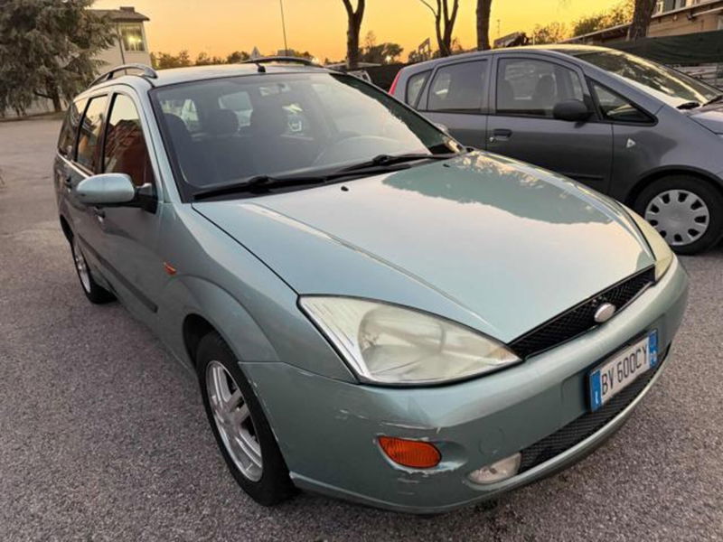 Ford Focus Station Wagon 1.6i 16V cat SW Ghia