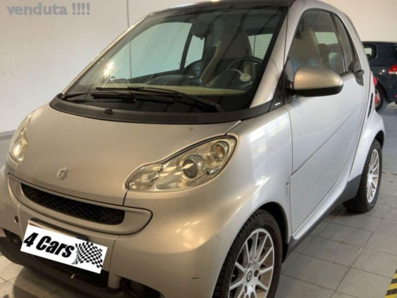 smart Fortwo 1000 52 kW MHD coupé pure