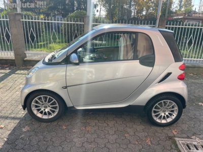 smart Fortwo 1000 52 kW MHD coupé pure (2)