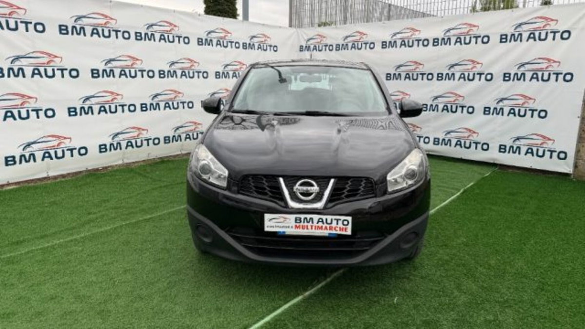 Nissan Qashqai 1.5 dCi Visia (2)