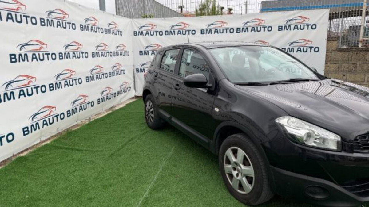 Nissan Qashqai 1.5 dCi Visia (3)