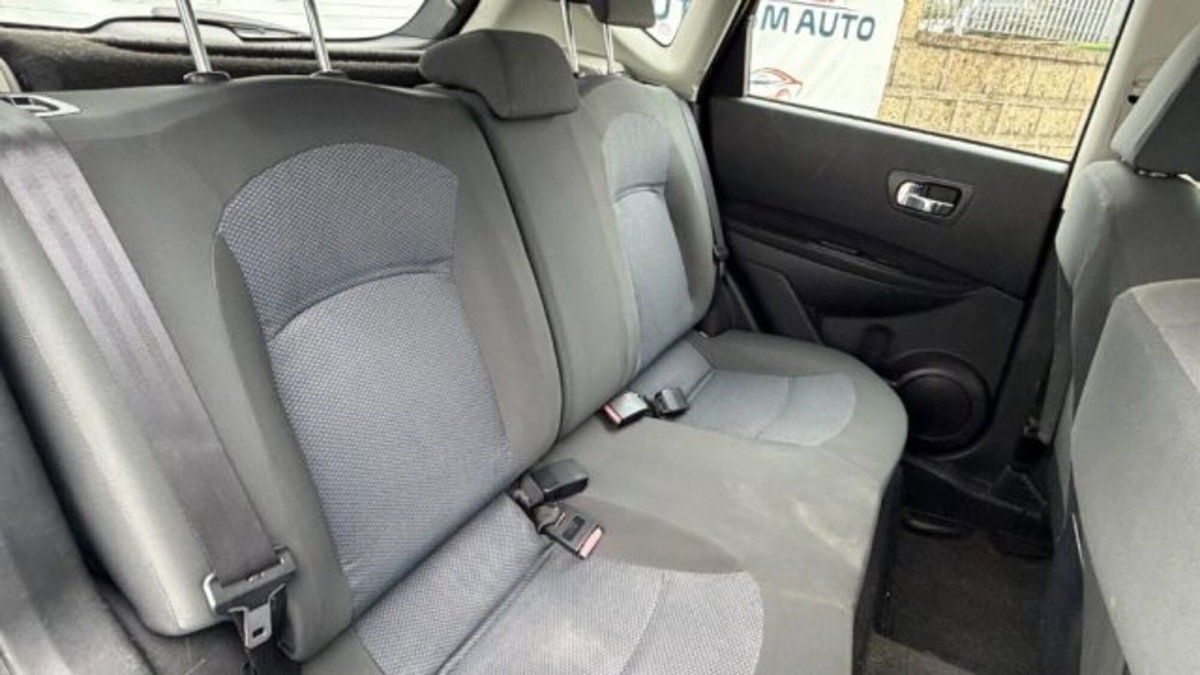 Nissan Qashqai 1.5 dCi Visia (5)