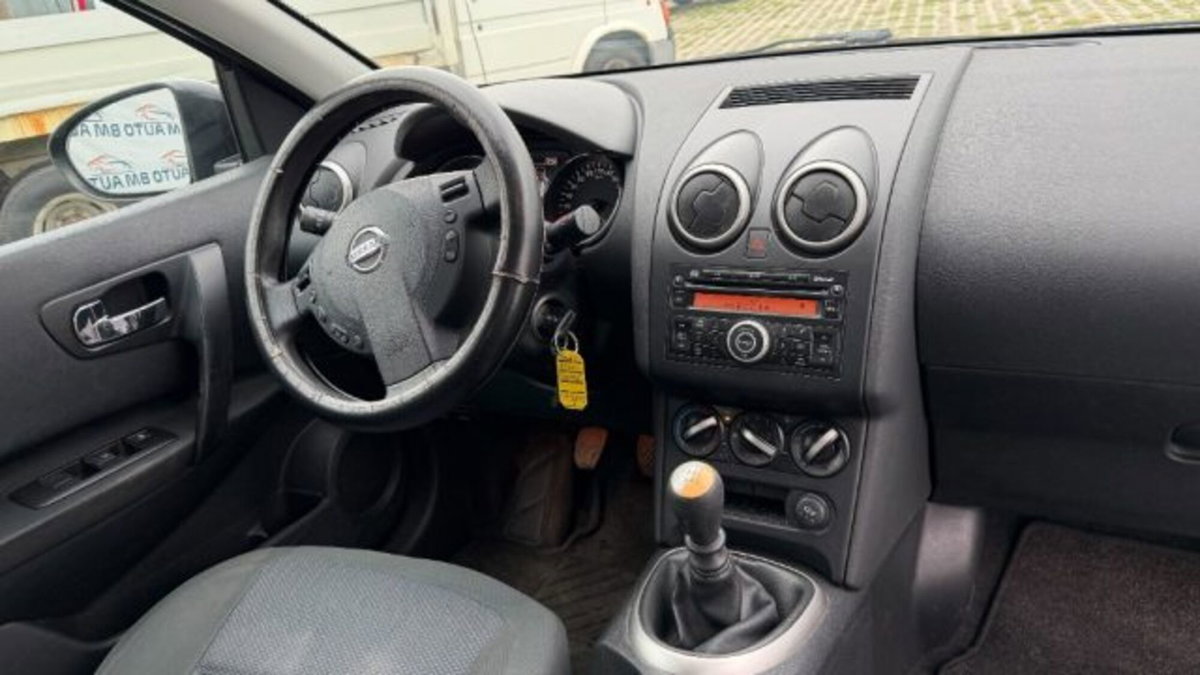Nissan Qashqai 1.5 dCi Visia (6)