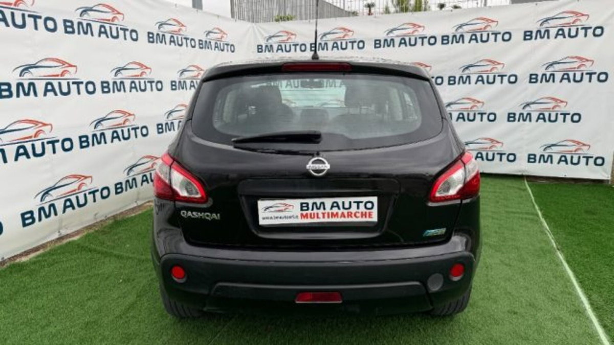Nissan Qashqai 1.5 dCi Visia (8)