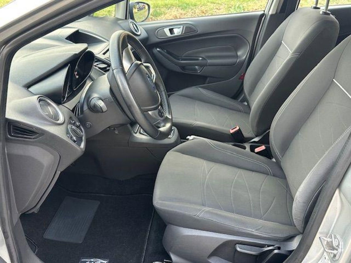 Ford Fiesta 1.0 80CV 5 porte (10)