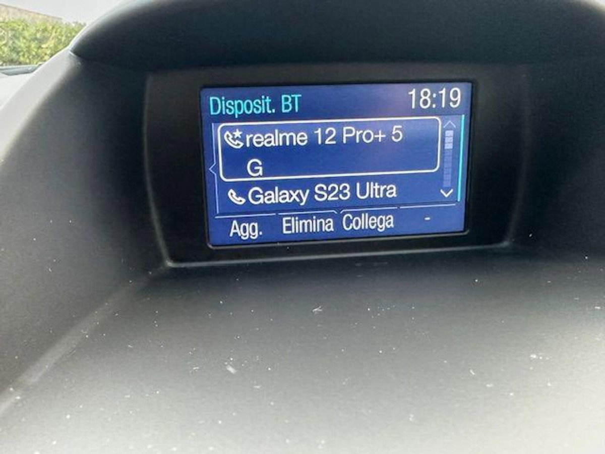 Ford Fiesta 1.0 80CV 5 porte (8)