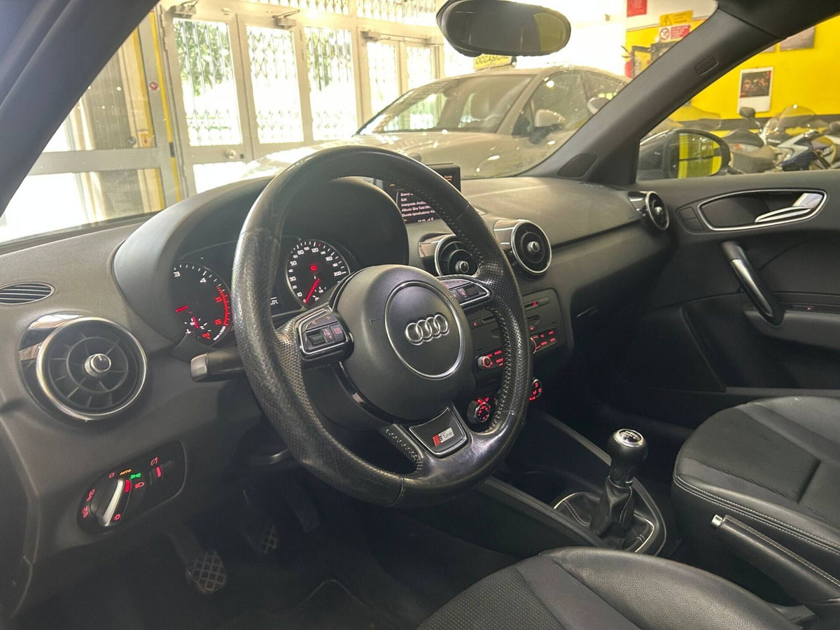 Audi A1 1.6 TDI 105 CV S line edition plus (10)