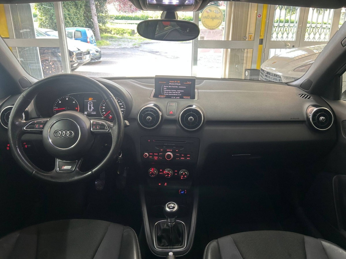 Audi A1 1.6 TDI 105 CV S line edition plus (11)