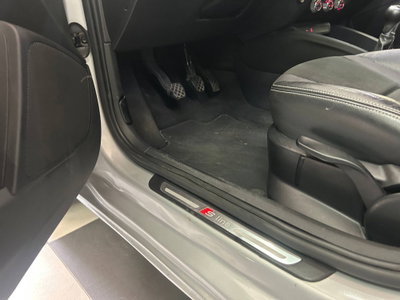 Audi A1 1.6 TDI 105 CV S line edition plus (19)