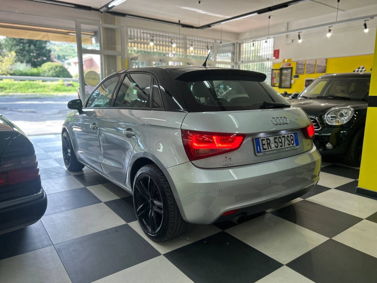 Audi A1 1.6 TDI 105 CV S line edition plus (6)