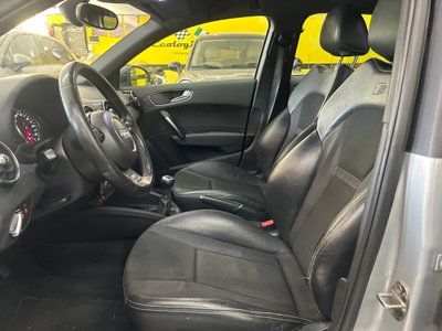 Audi A1 1.6 TDI 105 CV S line edition plus (9)