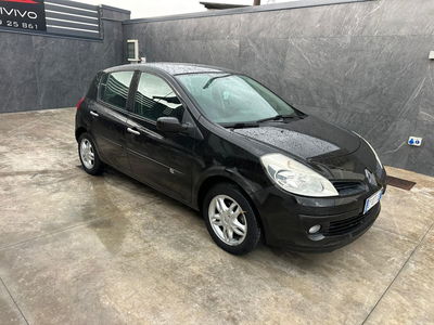 Renault Clio Storia 1.2 16V 5 porte Confort usata