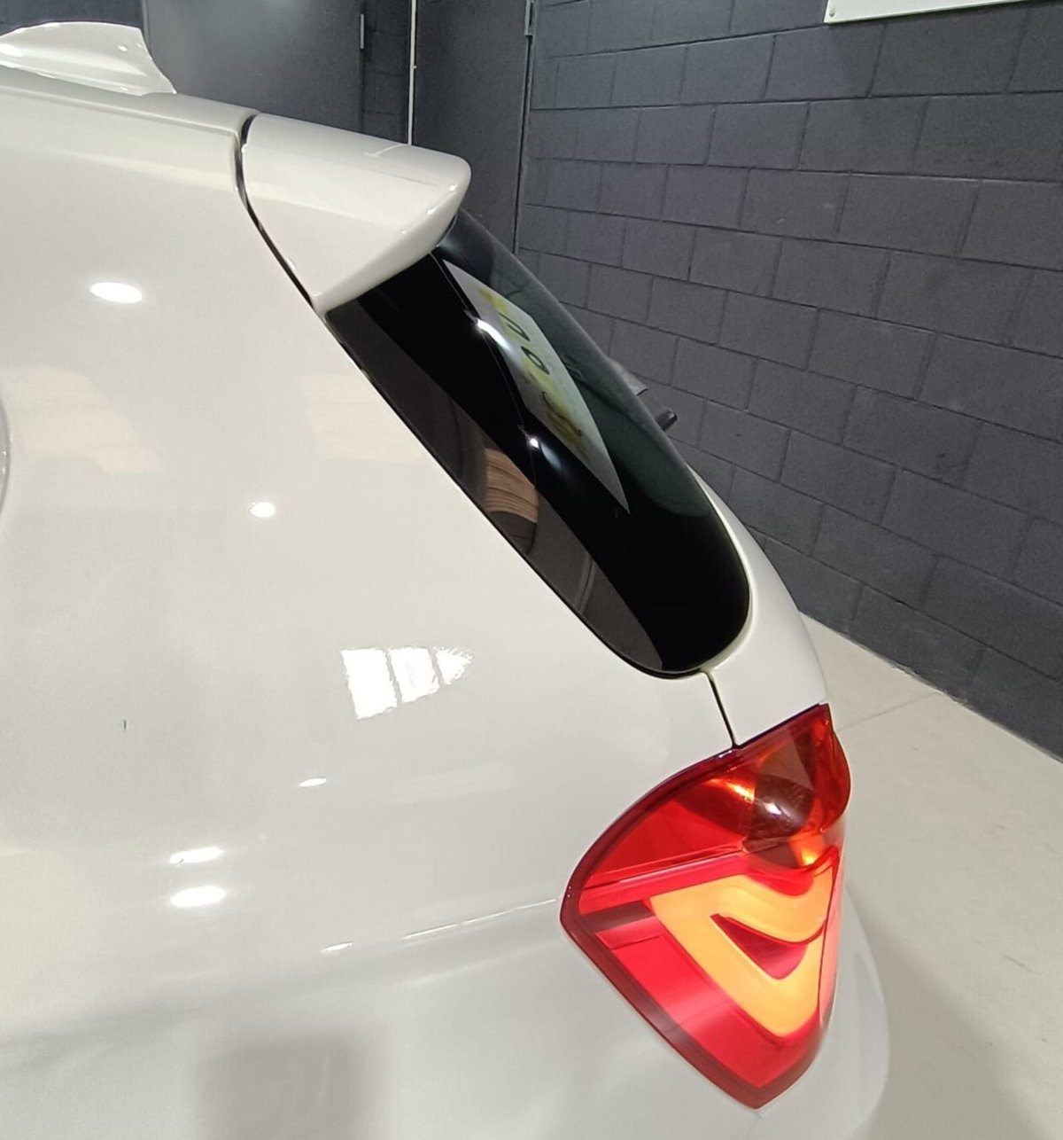 BMW Serie 1 116d 2.0 116CV cat 5 porte Attiva DPF (10)
