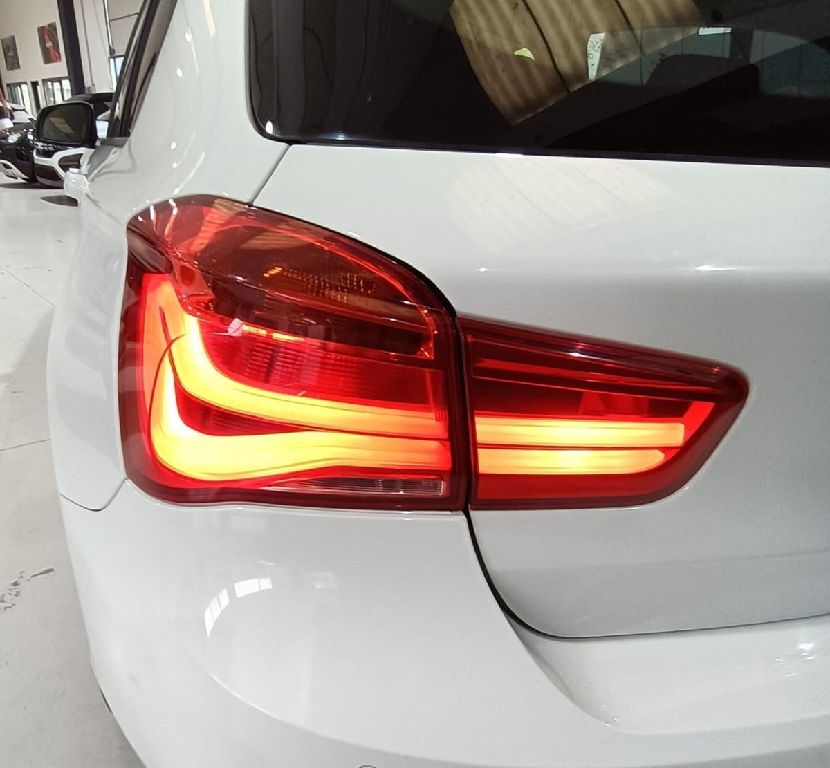 BMW Serie 1 116d 2.0 116CV cat 5 porte Attiva DPF (11)
