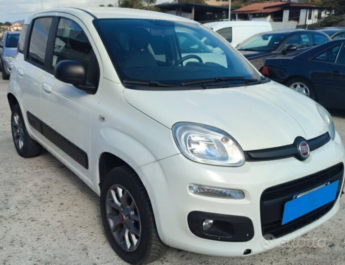 Fiat Panda 1.3 MJT 95 CV S&S 4x4 (4)