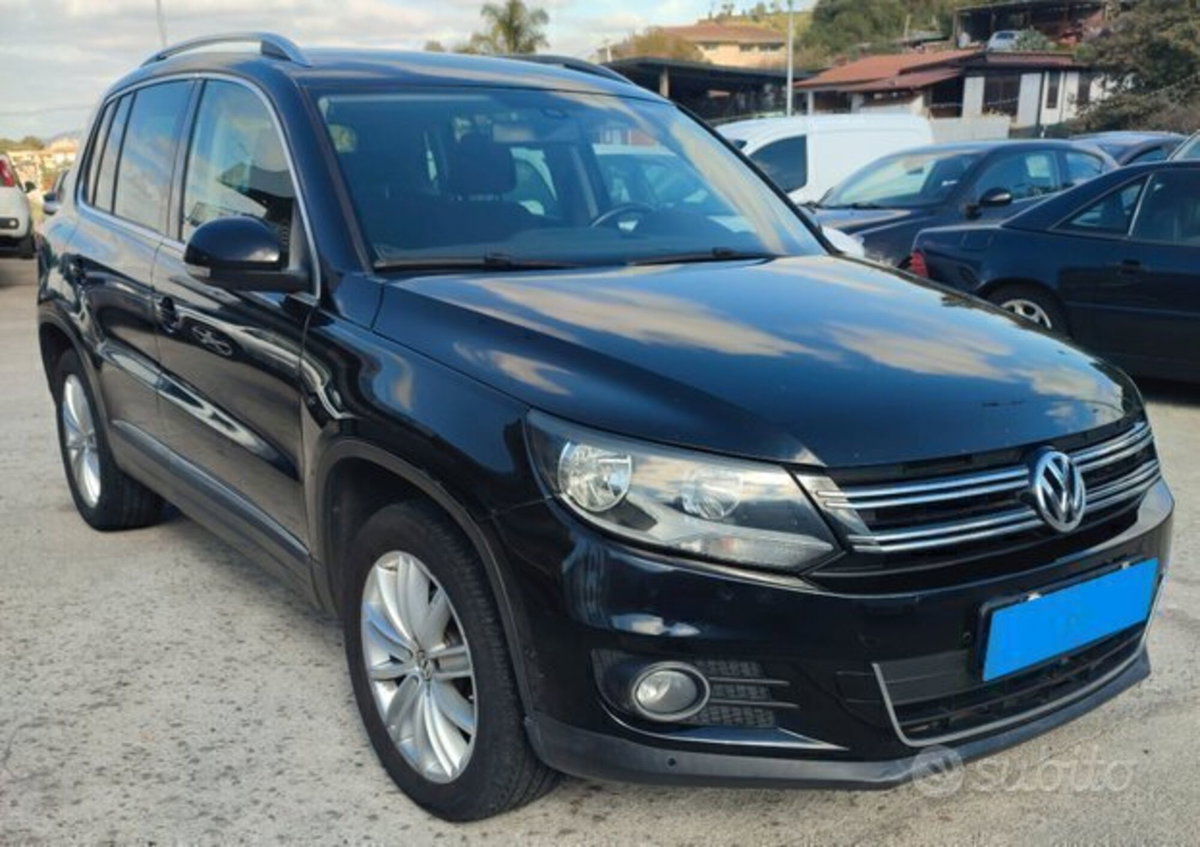 Volkswagen Tiguan 2.0 TDI 150CV 4MOTION DSG Sport & Style BMT (2)