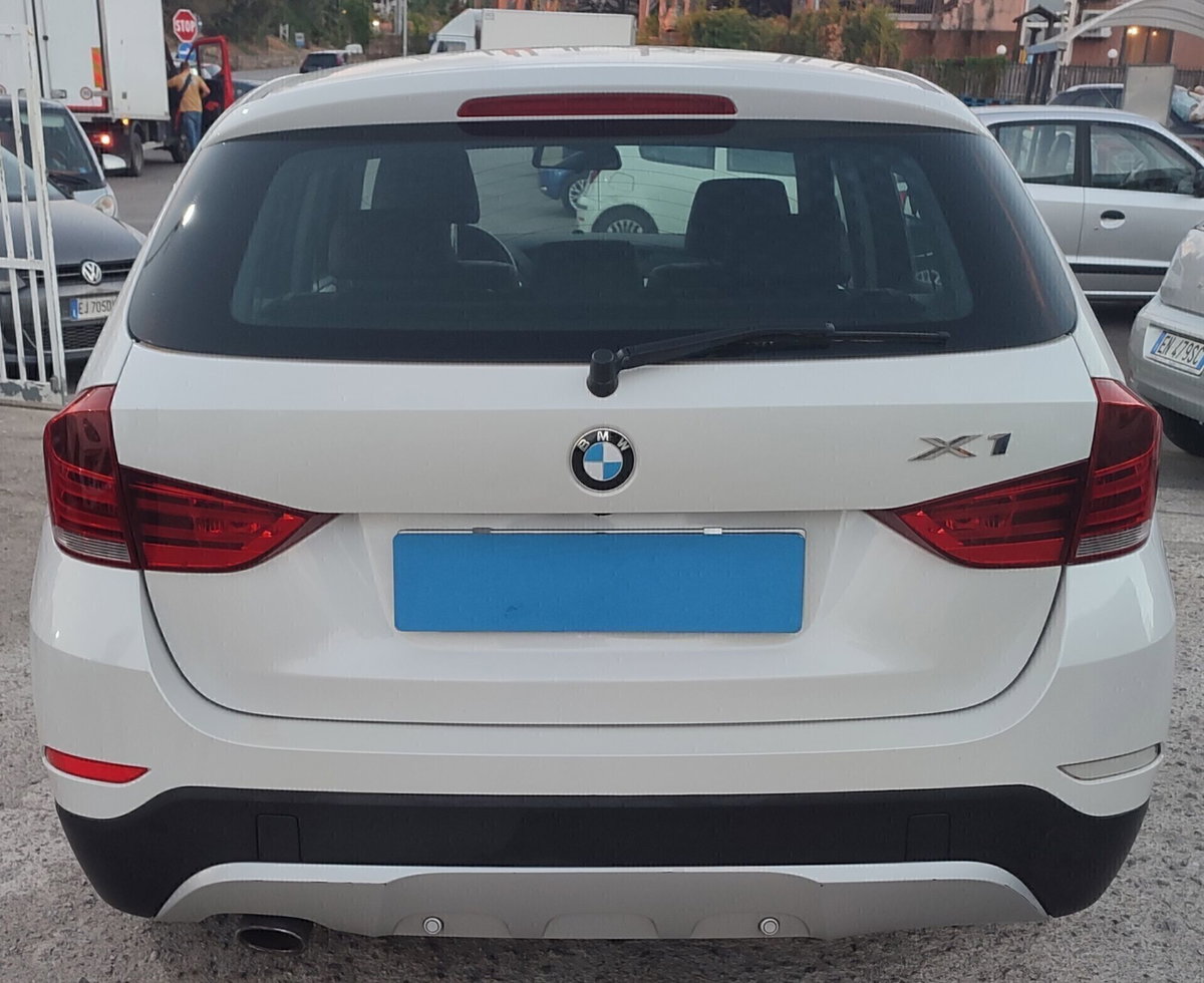 BMW X1 xDrive18d (4)